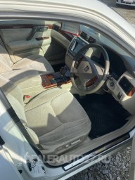TOYOTA CROWN 2002 3