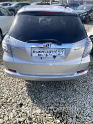 Honda fit shutle 2012 3