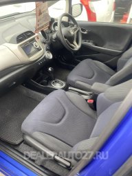 Honda FIT 2011 3