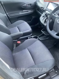 Toyota wish 2015 3