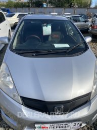 Honda fit shutle 2012 0