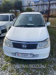 Nissan liberty 2002 0