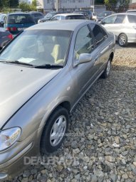 NiSSAN Bluebird Selphy 2002 3