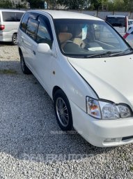 TOYOTA GAIA 2000 3