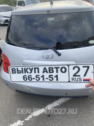 Toyota IST 2005 2