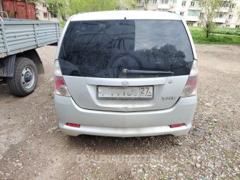 Daihatsu YRV 2000г 1.3 л 3
