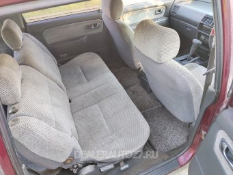 Mitsubishi Chariot 1993г 2л  4вд 3