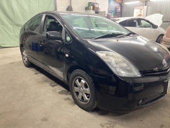 Toyota Prius 2009г 3
