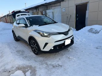 Toyota C-HR 2018г, 1,2л Турбо 0