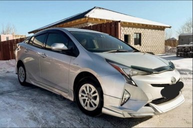 Toyota Prius 2016г, 1,8, 4wd 0
